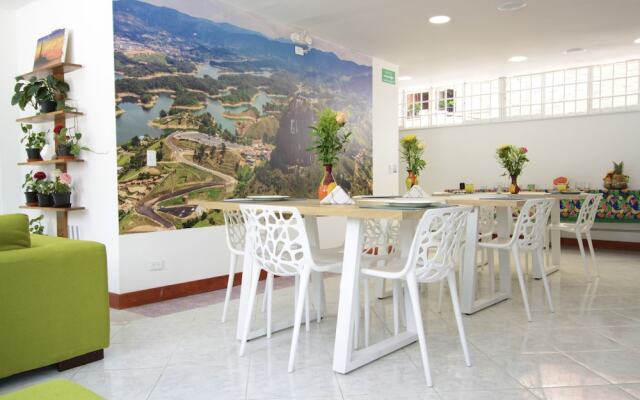 Poblado Park Guest House