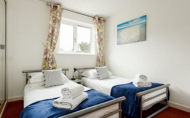 Dolphin Cottage
