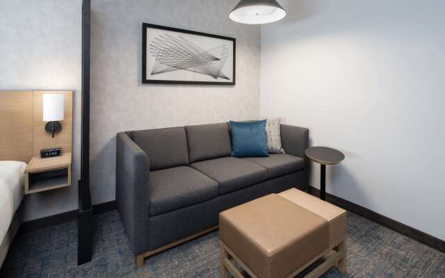 Hyatt Place Bakersfield