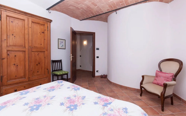 The Grape Pergola House