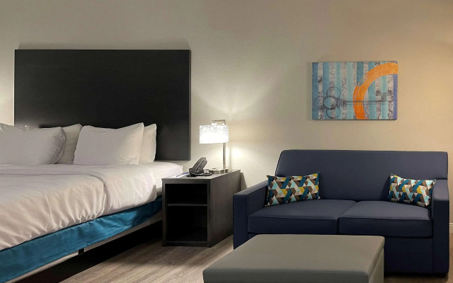 MainStay Suites Cincinnati University - Uptown