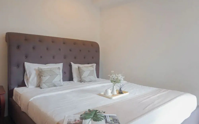 Spacious And Luxury 3Br At Sudirman Tower Condominium Apartment