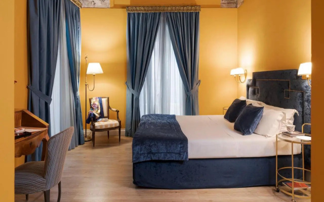 Palazzo Arone dei Baroni di Valentino