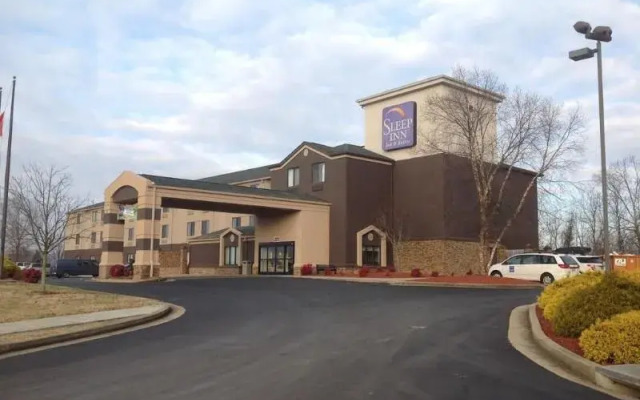 Sleep Inn & Suites