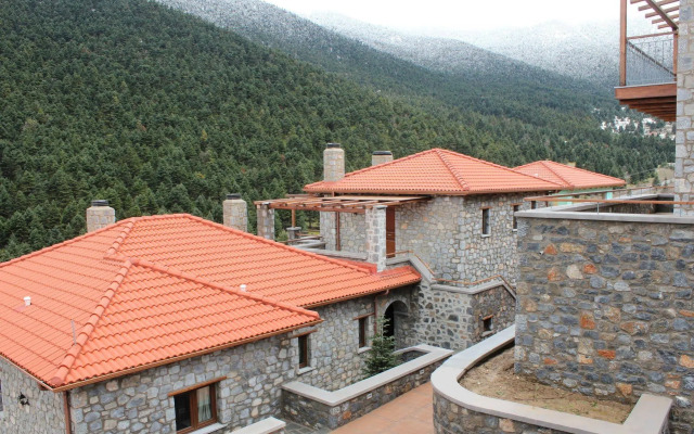 Nefeles Mainalon Luxury Residences & Lounge