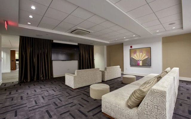 Global Luxury Suites at Rittenhouse Square