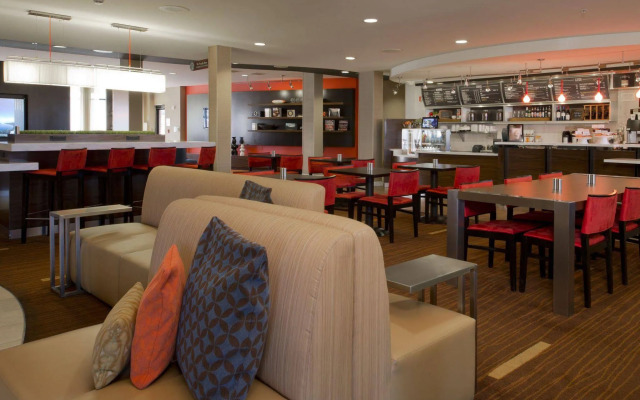Courtyard by Marriott Sacramento Folsom