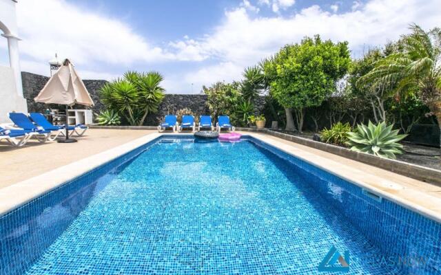 Casa Indiana - LH110 By Villas Now Ltd