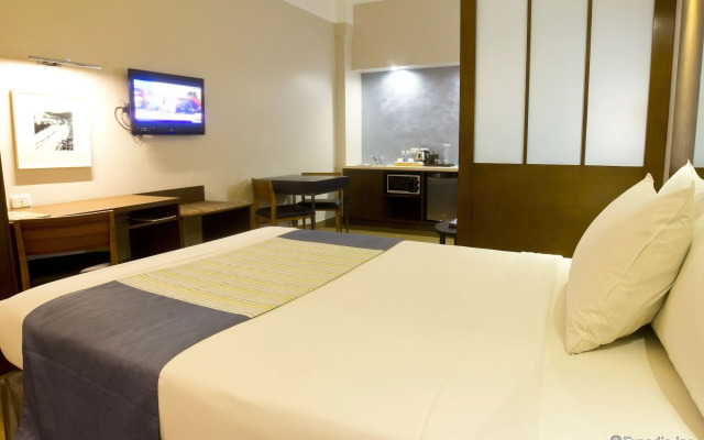Microtel by Wyndham Acropolis