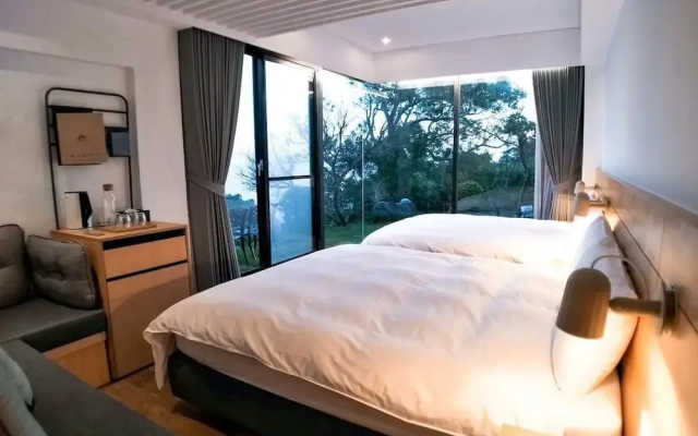 Dayspring Inn