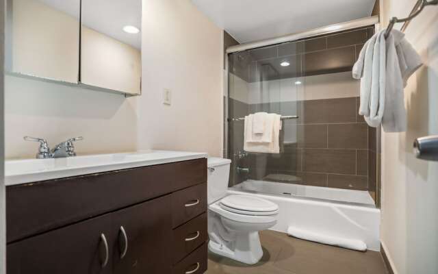 Amazing Condo 3 min to the Beach