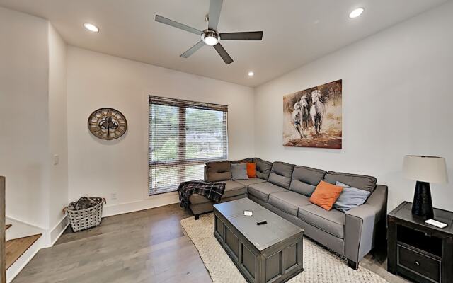 1050etln 3 Bedroom Townhouse