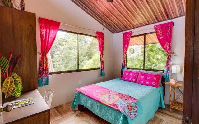 Valley of Dreams Eco Lodge Room