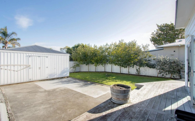 Coastal Villa - Napier Holiday Home