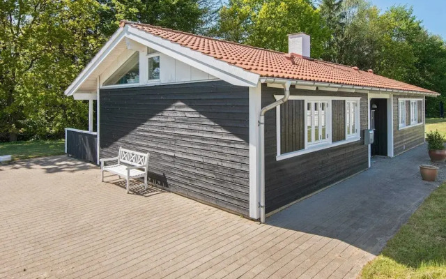 8 Person Holiday Home in Aabenraa-by Traum
