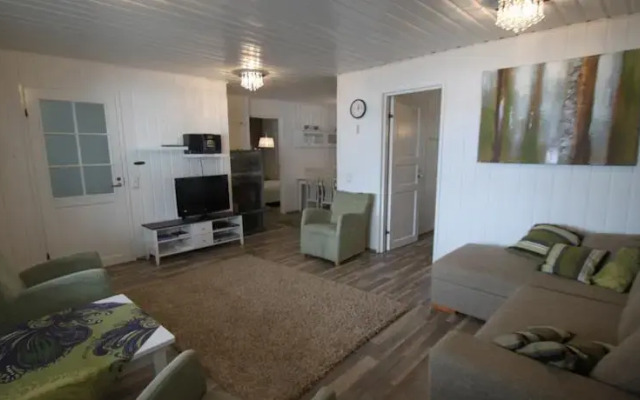 Hattusaaren Rantamajat