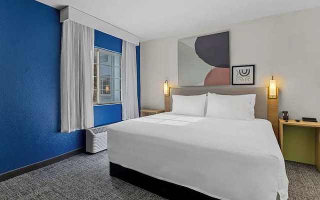 Comfort Inn & Suites at Talavi