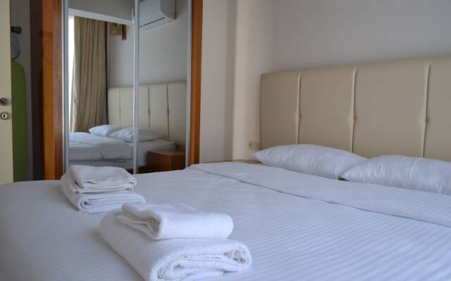 Aymesev Residence Cesme