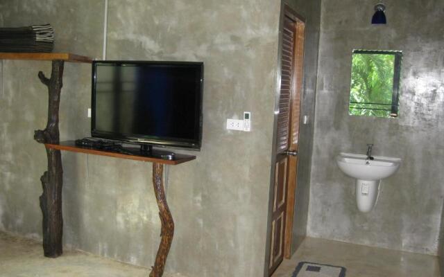 Pana and River Homestay Kang Krachan