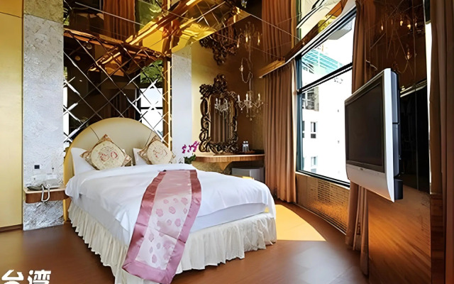 Shuian Lakeside Hotel
