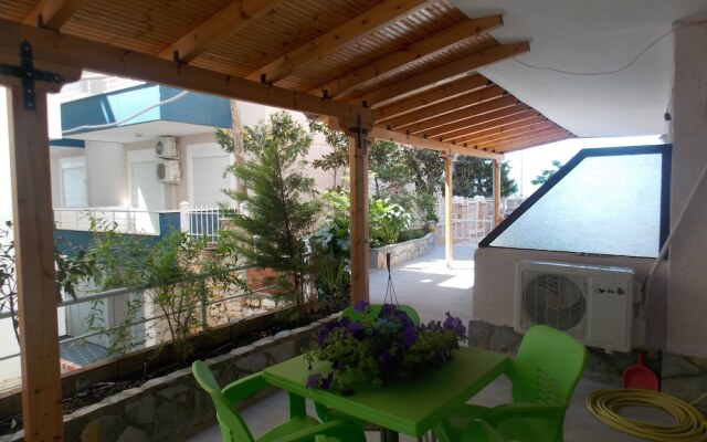 Kleri Beach Apartments