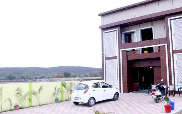 Hotel Krishna Manu Palace