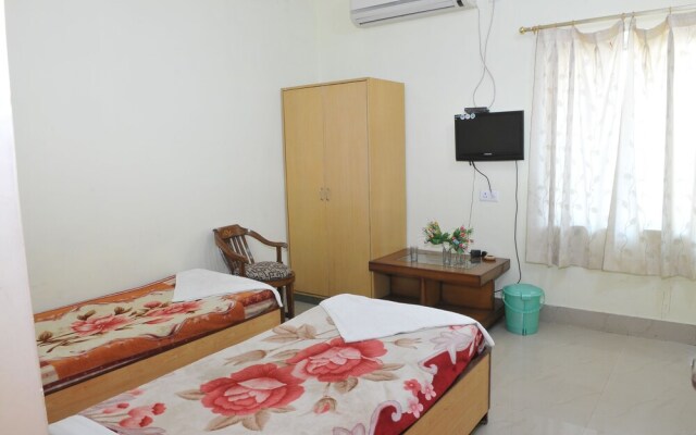OYO 8802 Hotel Kanako International