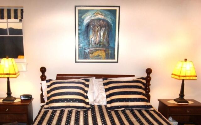 Villa Columbia Bed and Breakfast