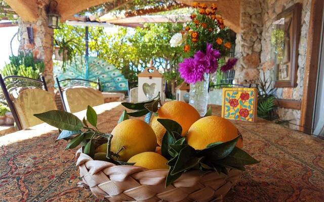 Nadia's Traditional Greek House