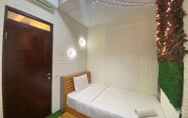 Pretentious 2Br Corner Apartment At Gateway Pasteur Near Exit Toll – Guest Rooms – Bandung