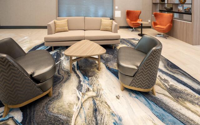 Holiday Inn NW Houston Beltway 8 by IHG