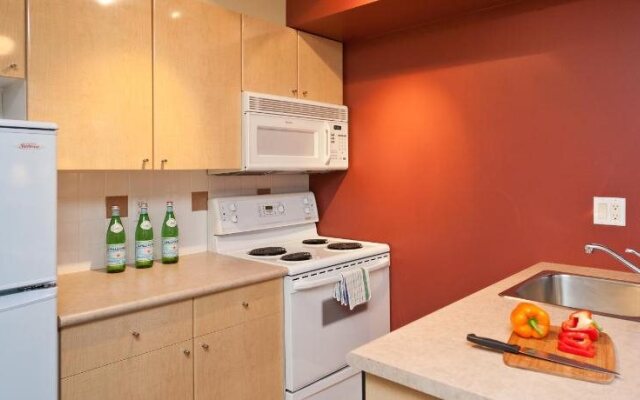 Lord Stanley Suites On The Park