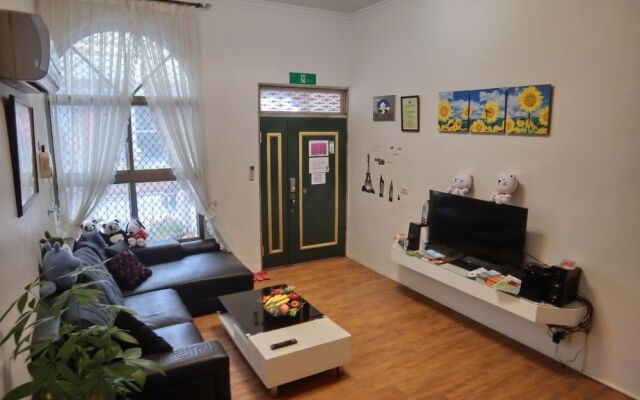 Luodong Shanghewu homestay