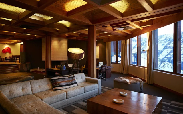 Hotel Valle Nevado