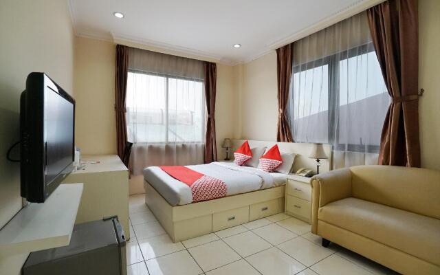 OYO 306 Koen Residence Near RS Gandaria