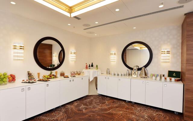 Best Western Plus Delta Park Hotel