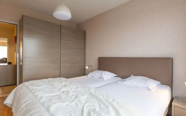 Aparment With View, Middelkerke