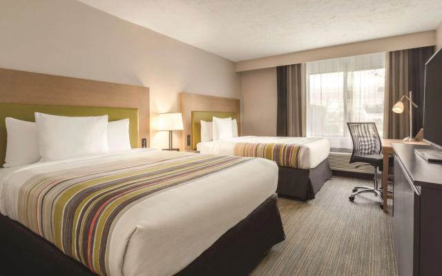 Country Inn & Suites by Radisson Erie