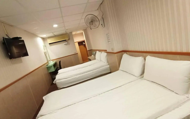 Yinglun Hotel