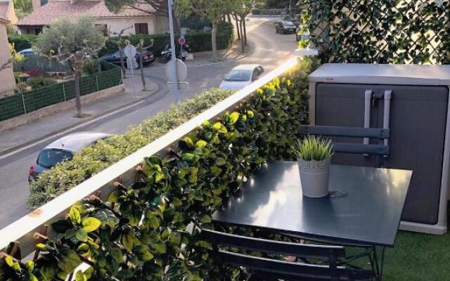 Studio St-Mandrier 300M Mer