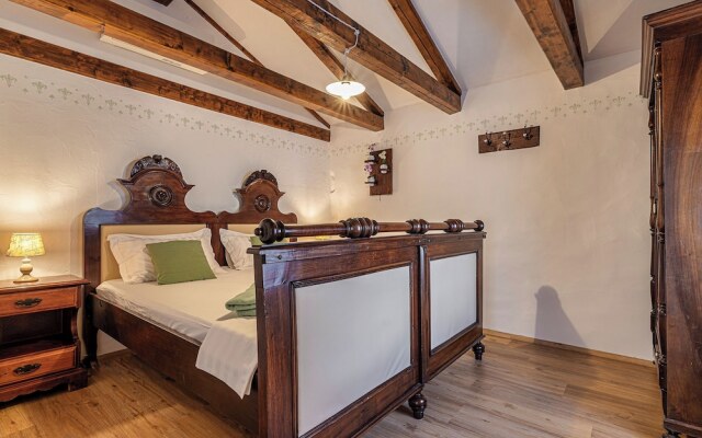 Istrian Stone House With Hot Tub