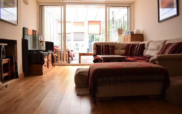 3 Bedroom House With Garden