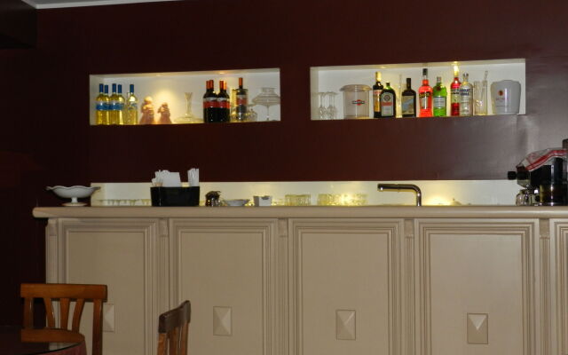 Etnea suite 668