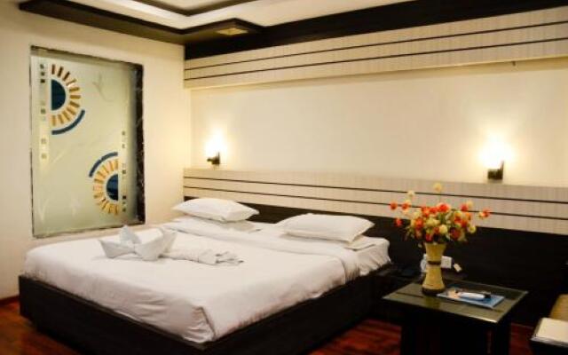 Hotel Singaar International