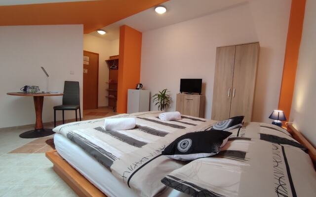 Hotel 28