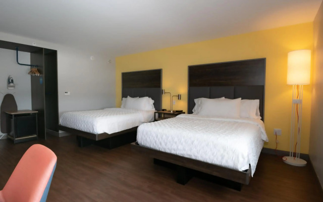 Tru by Hilton Florida City