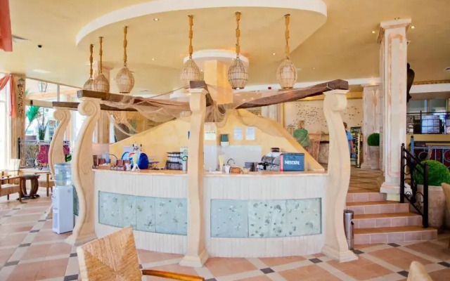 Royal Bay Hotel – All Inclusive