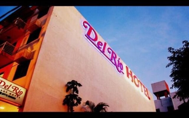 Del Rio Apart Hotel