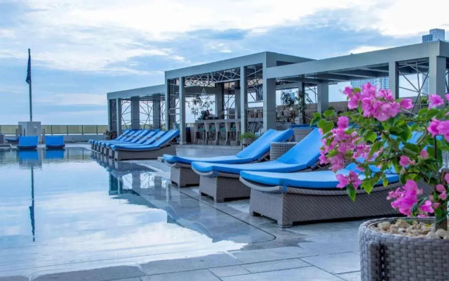 Hilton Panama