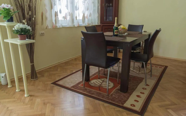Sea Garden Plaza Apartment